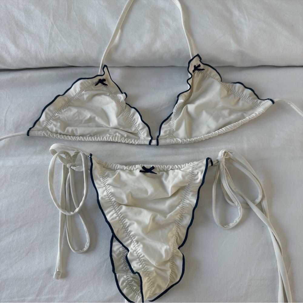 frankie’s bikini